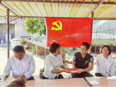 春風送暖意，入企暖民心——臨滄市農業技術推廣站黨支部開展主題黨日活動紀實